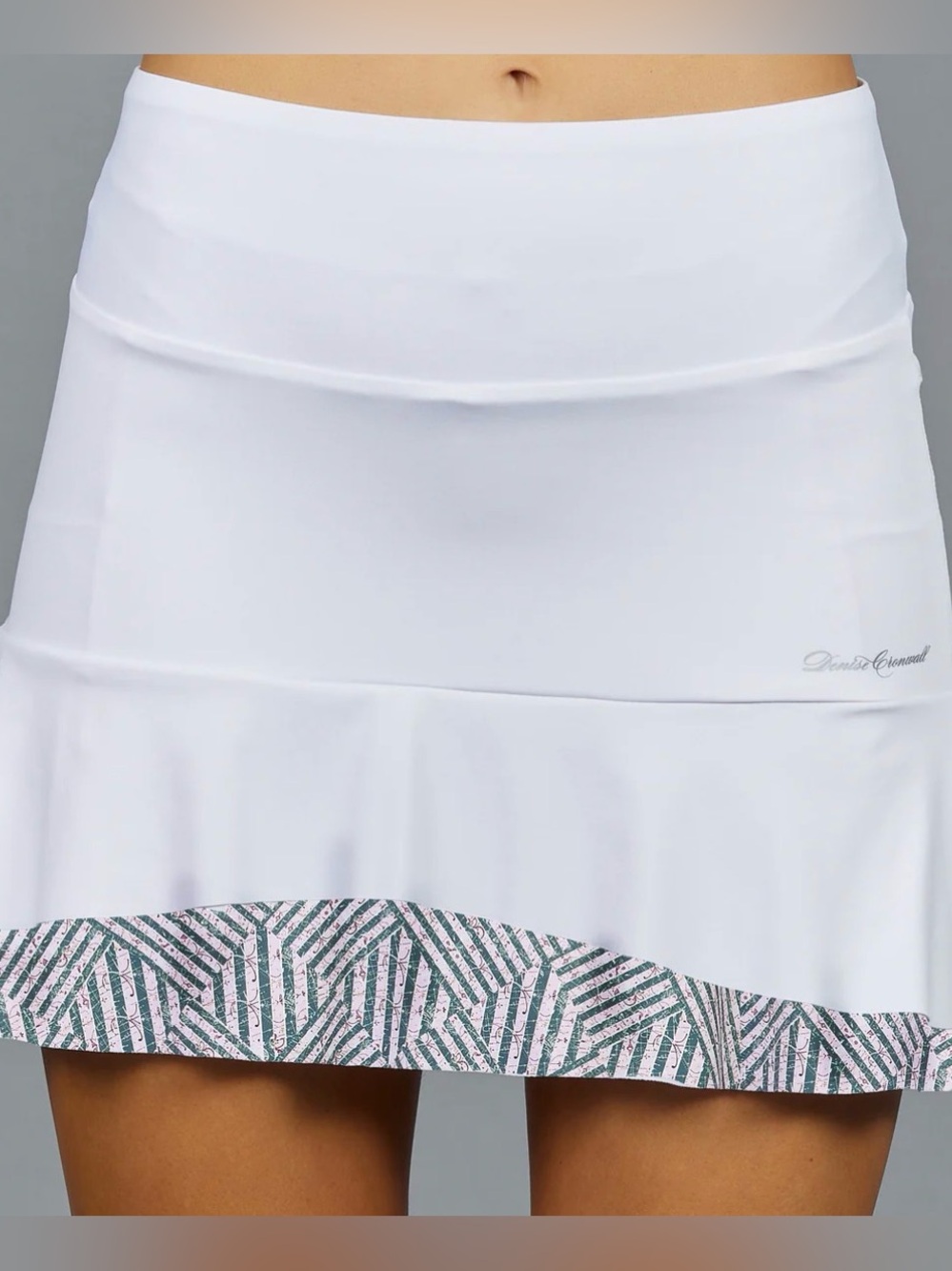Denise Cronwall skort in White with Ruffle Hem Underskirt sz L